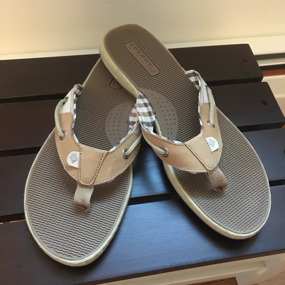 Sperry Flip Flops 9.5